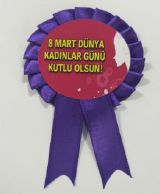 Kokartlar - Lacivert Saten 8 Mart Kokartı /> </a>
                  </div>
                  <div class=